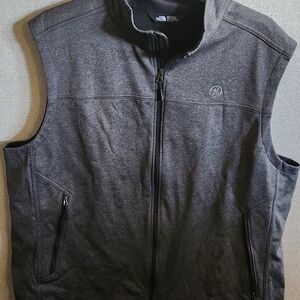 The North Face Men's Charcoal Vest